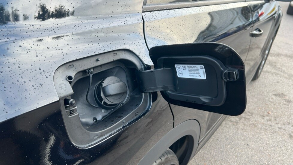 Used Volkswagen T-Roc 2022 for sale - 76533720: Photo 29