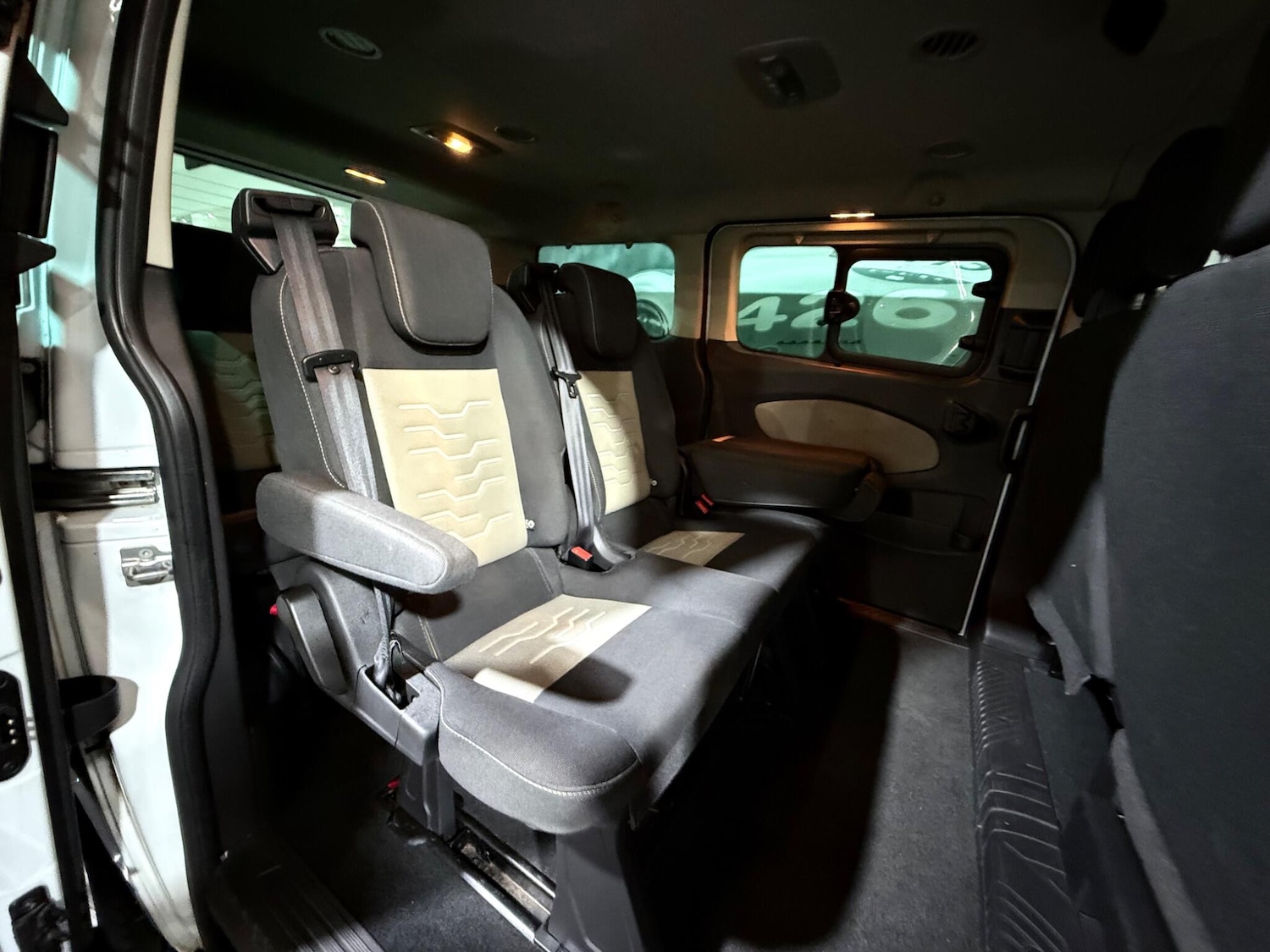Used Ford Tourneo Custom 2014 for sale - 76371601: Photo 15