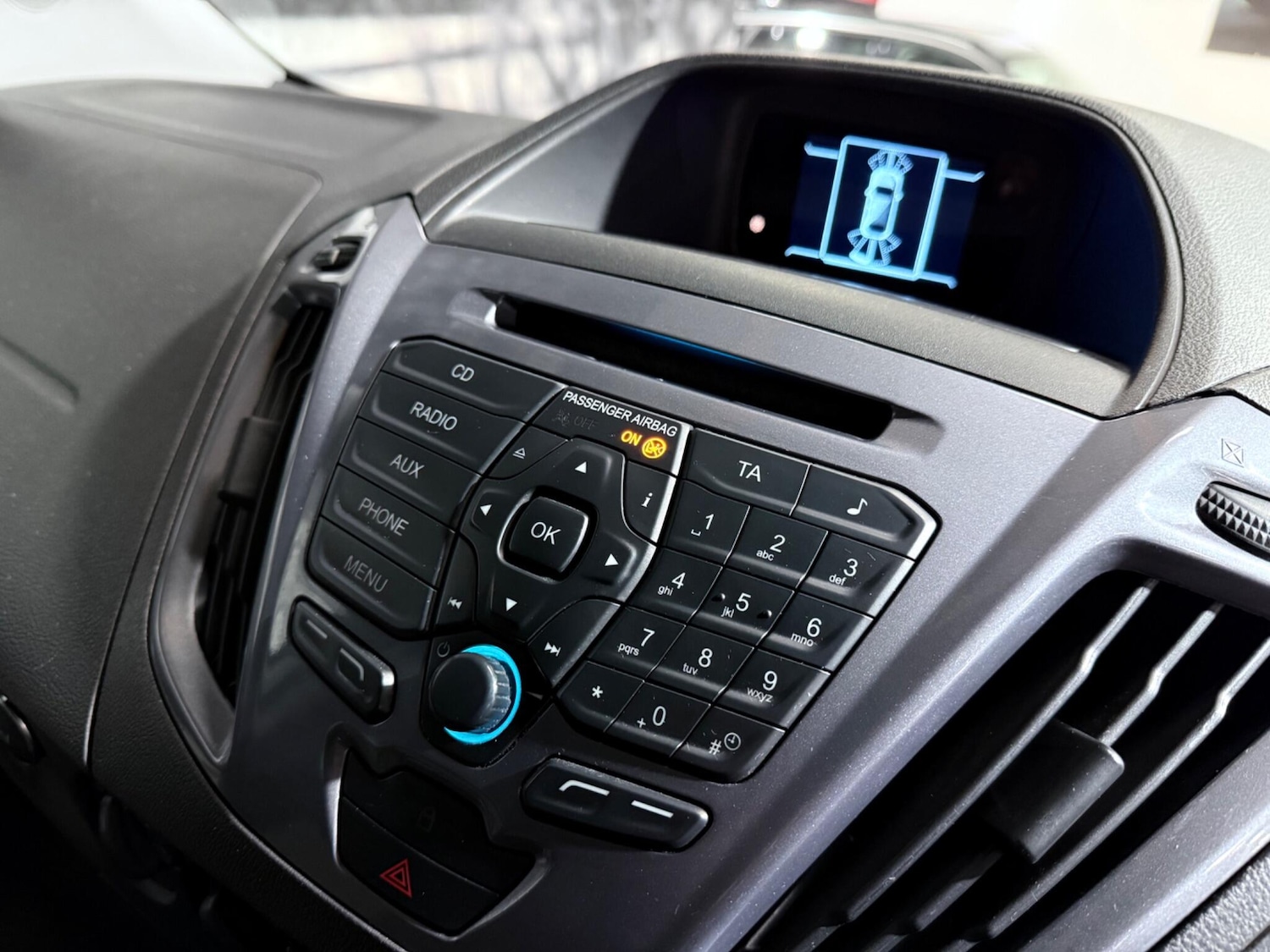 Used Ford Tourneo Custom 2014 for sale - 76371601: Photo 43