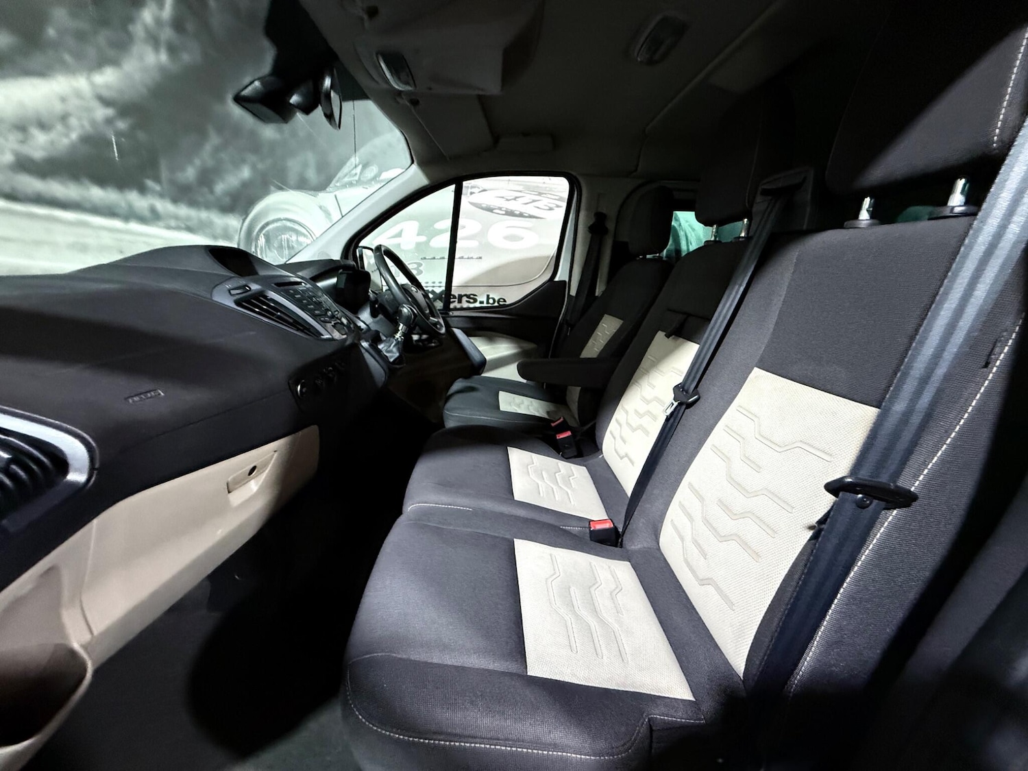 Used Ford Tourneo Custom 2014 for sale - 76371601: Photo 8