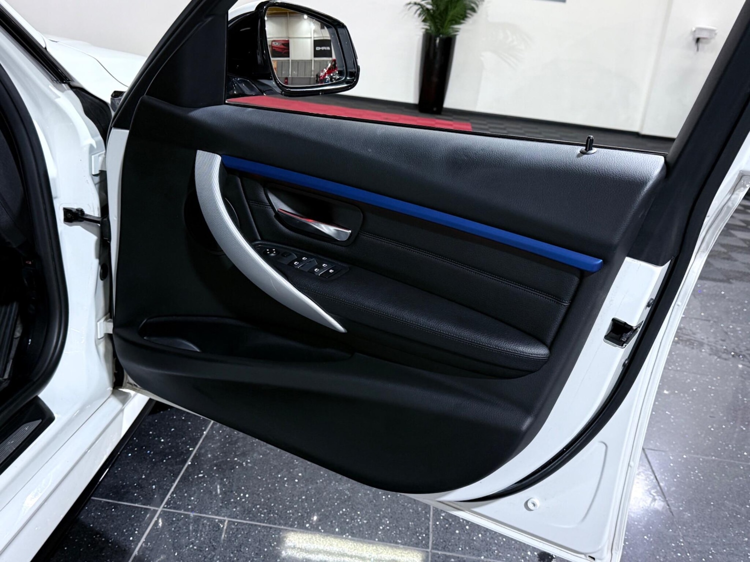 Used BMW 3 Series 2016 for sale - 77190762: Photo 63