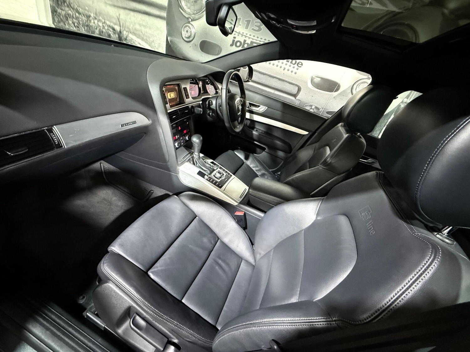 Used Audi A6 2010 for sale - 77230605: Photo 2