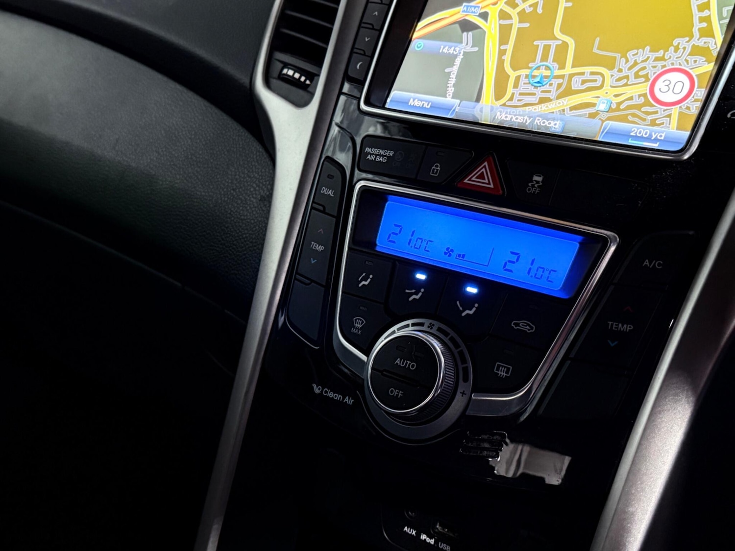 Used Hyundai i30 2013 for sale - 76446820: Photo 20