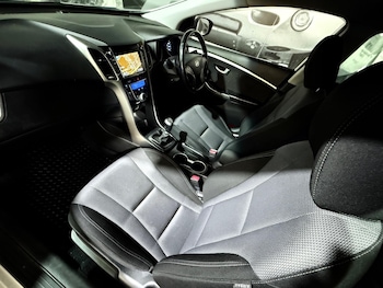 Used Hyundai i30 2013 for sale - 76446820: Photo