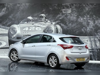 Used Hyundai i30 2013 for sale - 76446820: Photo