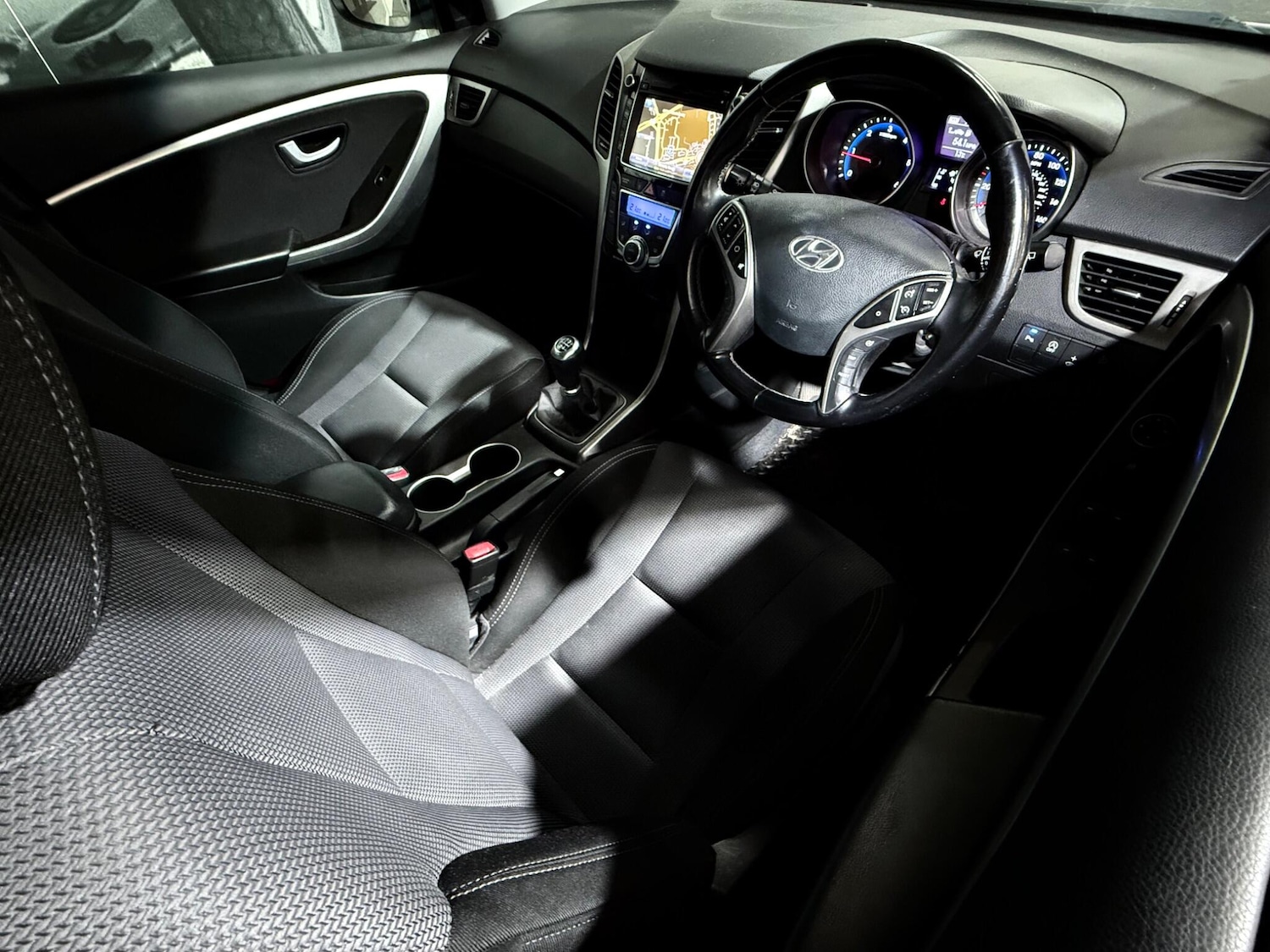 Used Hyundai i30 2013 for sale - 76446820: Photo 6