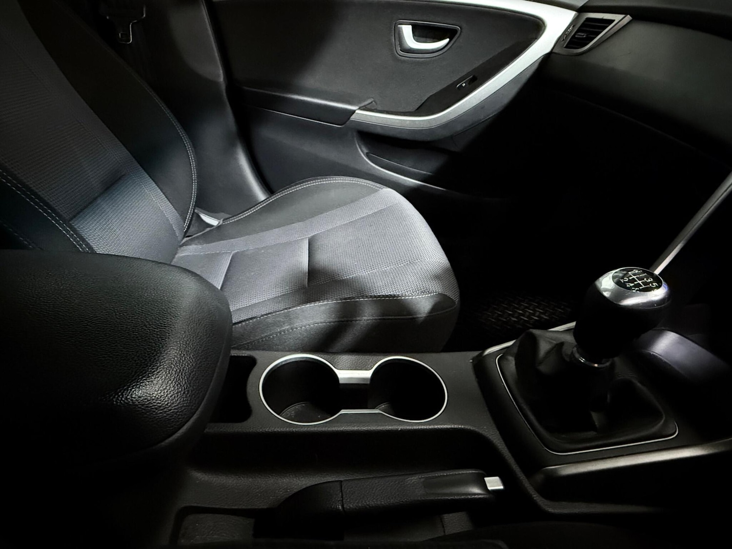 Used Hyundai i30 2013 for sale - 76446820: Photo 9