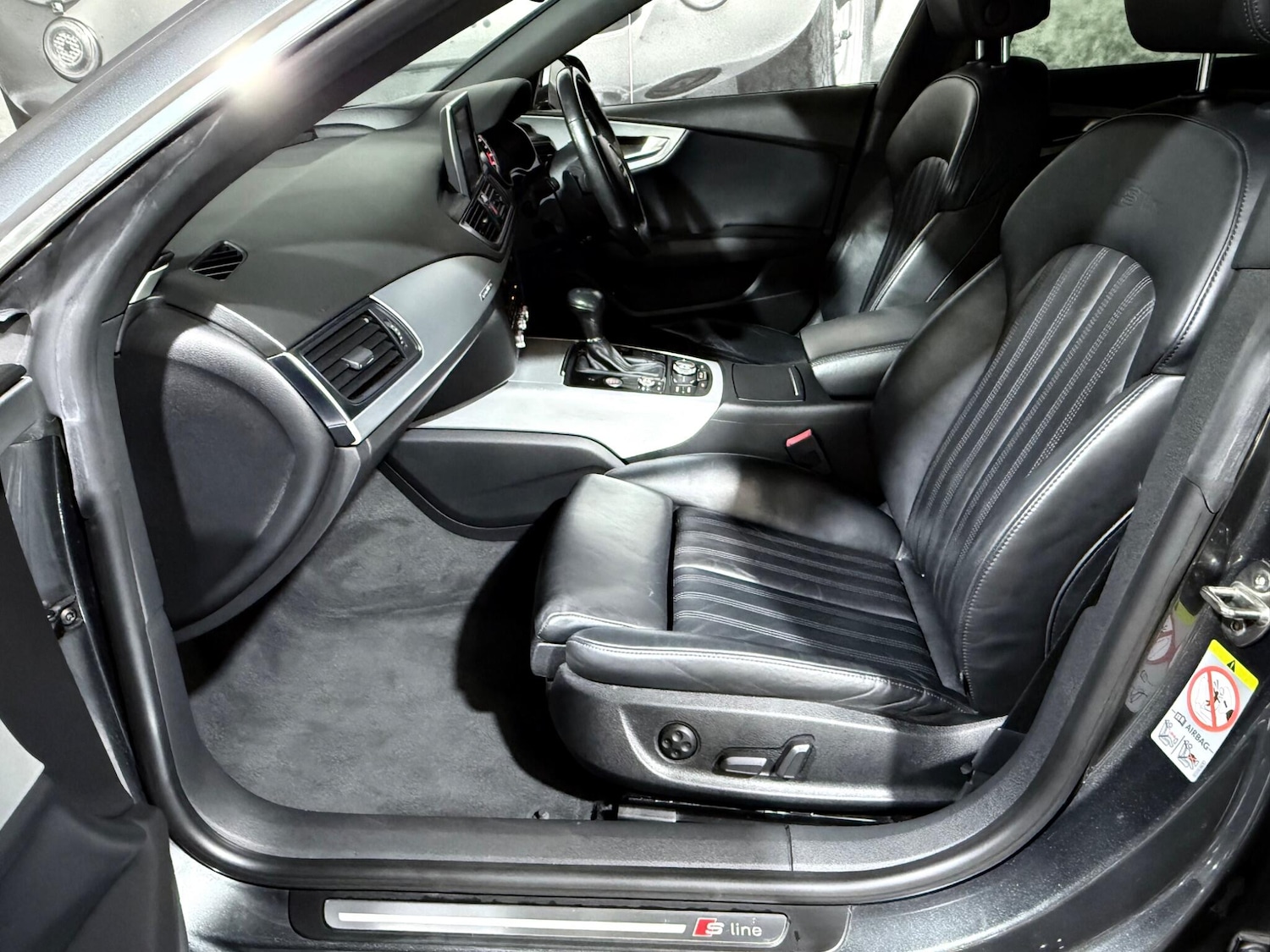 Used Audi A7 2011 for sale - 76607974: Photo 12