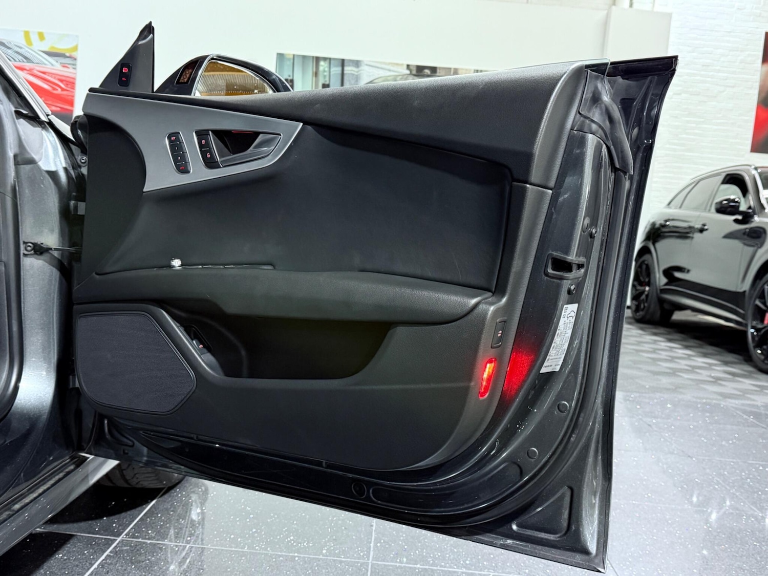 Used Audi A7 2011 for sale - 76607974: Photo 55