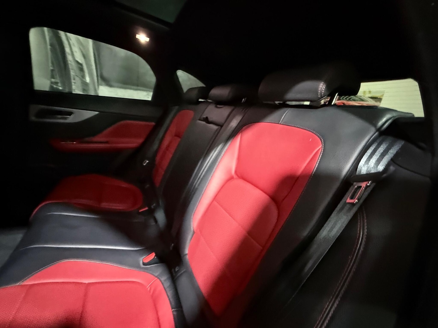 Used Jaguar F-Pace 2017 for sale - 76620243: Photo 15