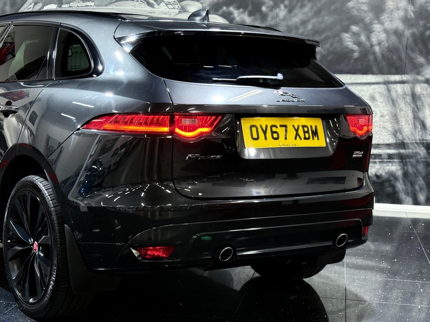 Used Jaguar F-Pace 2017 for sale - 76620243: Photo 25