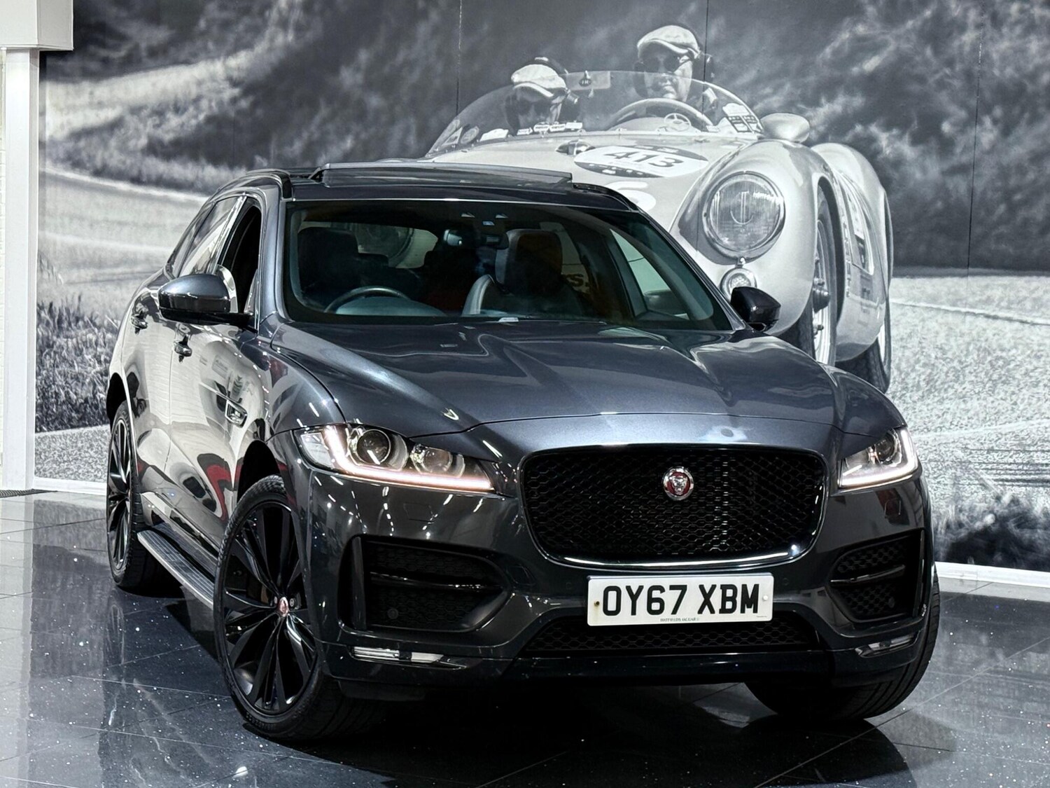 Used Jaguar F-Pace 2017 for sale - 76620243: Photo 29