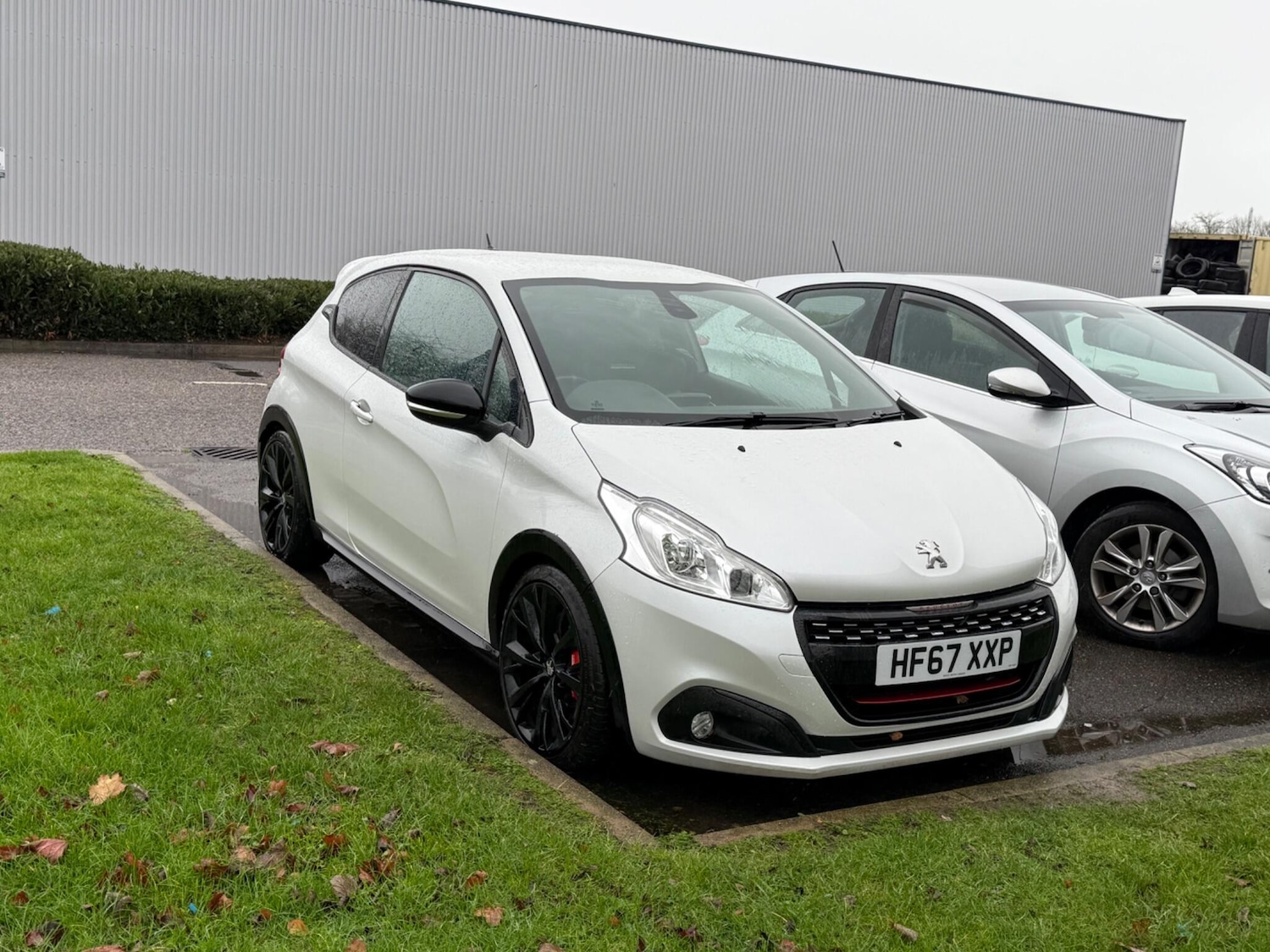 Used Peugeot 208 2017 for sale - 76752819: Photo 3