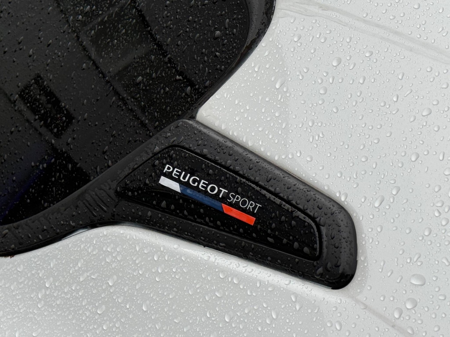 Used Peugeot 208 2017 for sale - 76752819: Photo 8