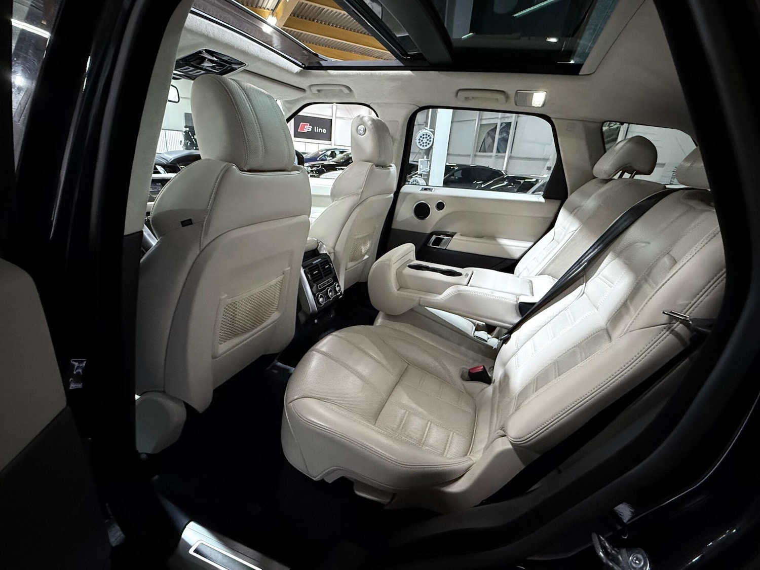 Used Land Rover Range Rover Sport 2016 for sale - 77898242: Photo 5