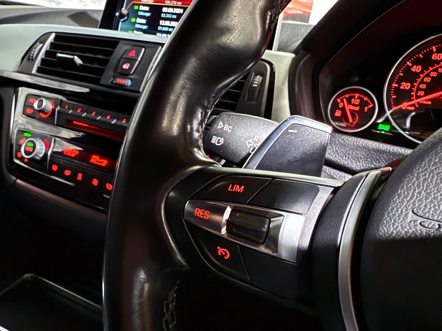 Used BMW 3 Series 2016 for sale - 76759518: Photo 36