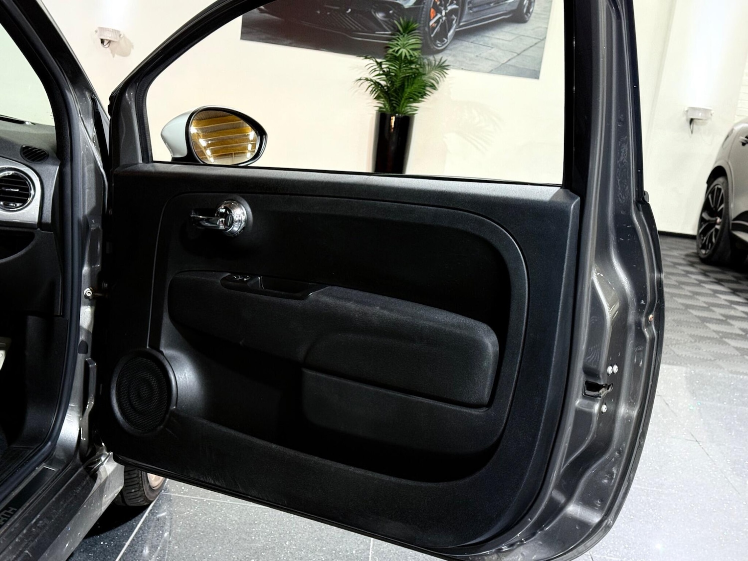 Used Abarth 500 2014 for sale - 77090855: Photo 25