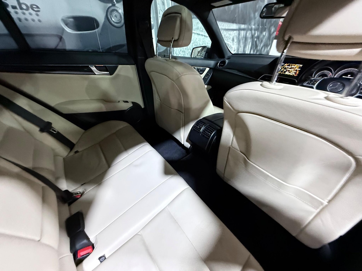 Used Mercedes-Benz C Class 2012 for sale - 76399204: Photo 15