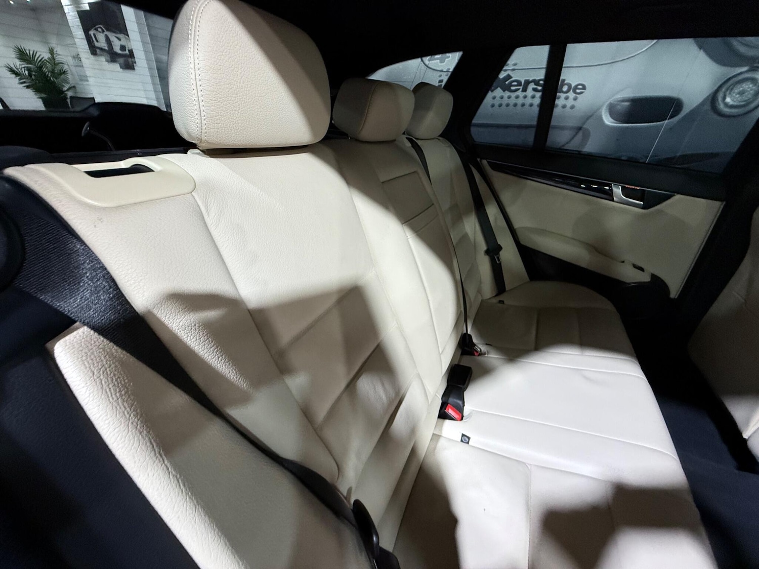 Used Mercedes-Benz C Class 2012 for sale - 76399204: Photo 19