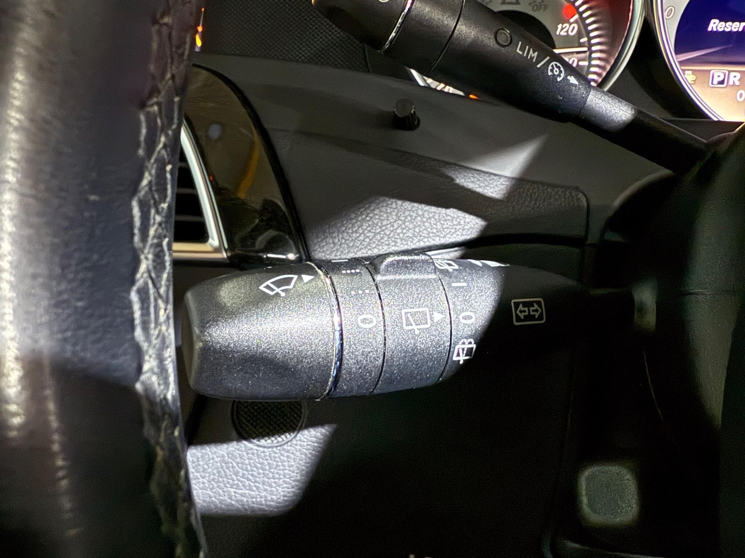 Used Mercedes-Benz C Class 2012 for sale - 76399204: Photo 32