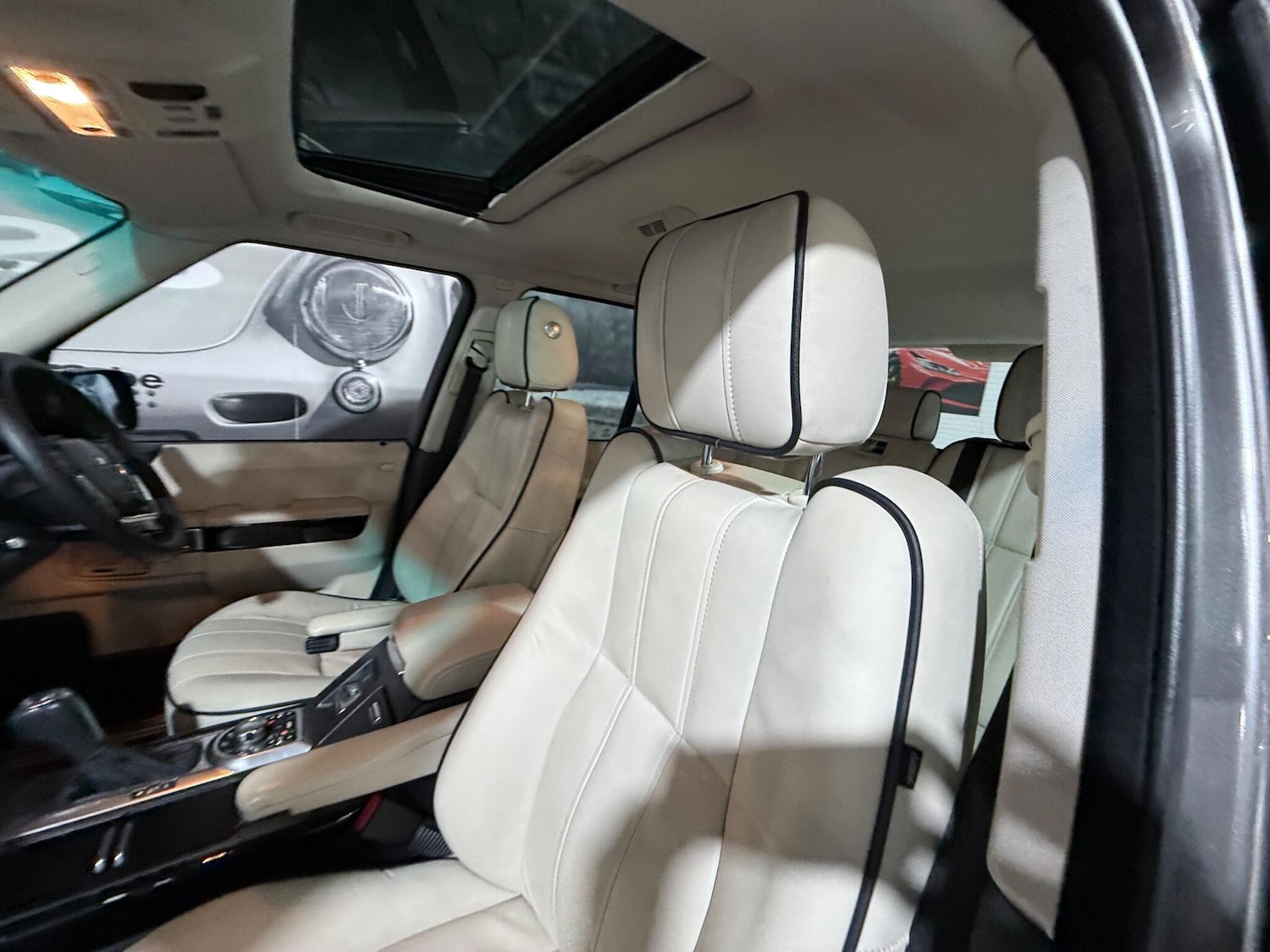 Used Land Rover Range Rover 2010 for sale - 78018895: Photo 8