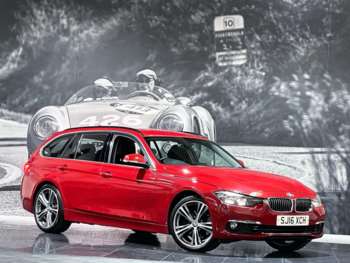 2016 (16) - 3.0 330d Luxury Touring Auto Euro 6 (s/s) 5dr