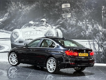 Used BMW 3 Series 2015 for sale - 77994019: Photo