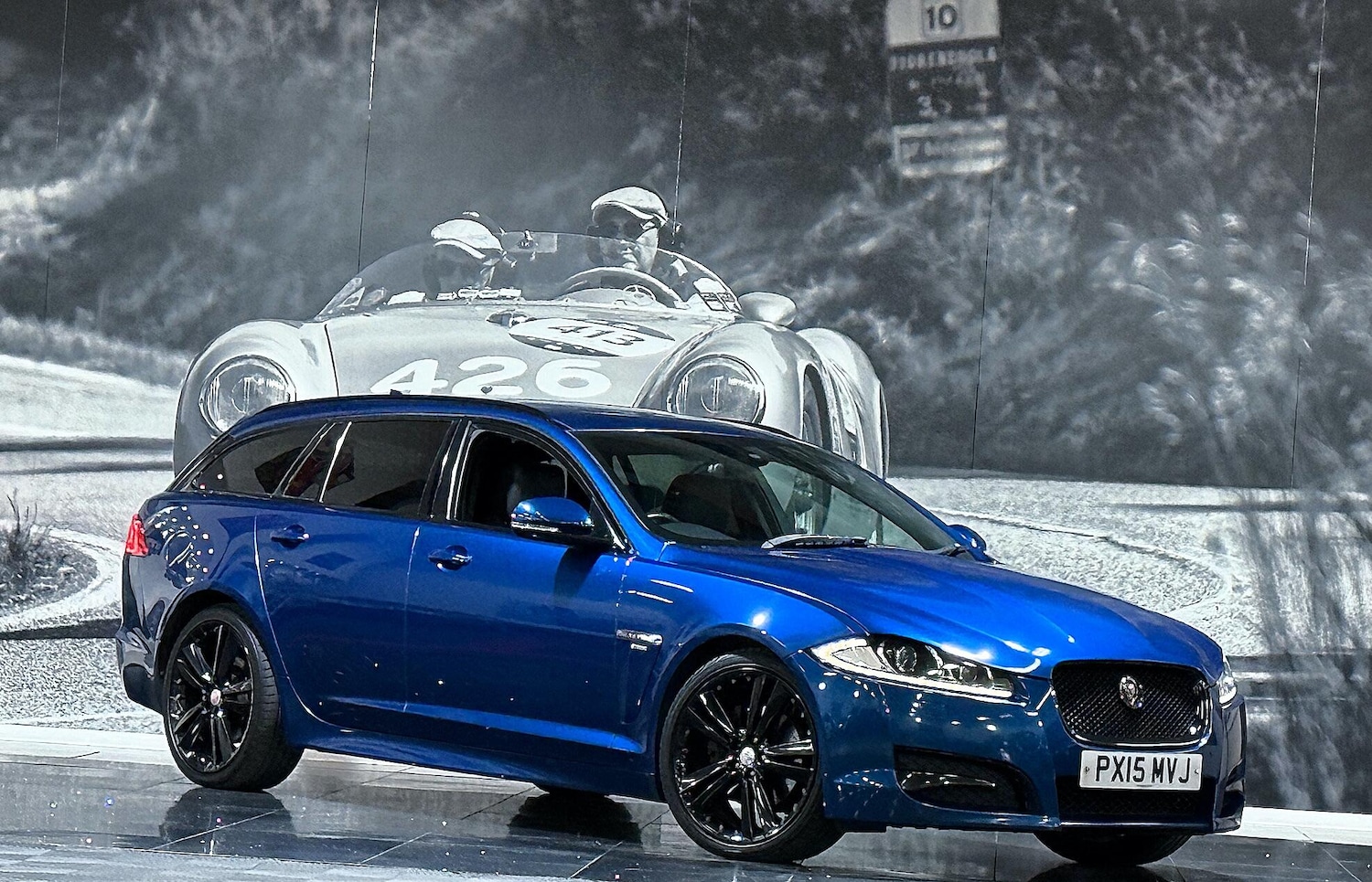 Used Jaguar XF 2015 for sale - 76645892: Photo 59