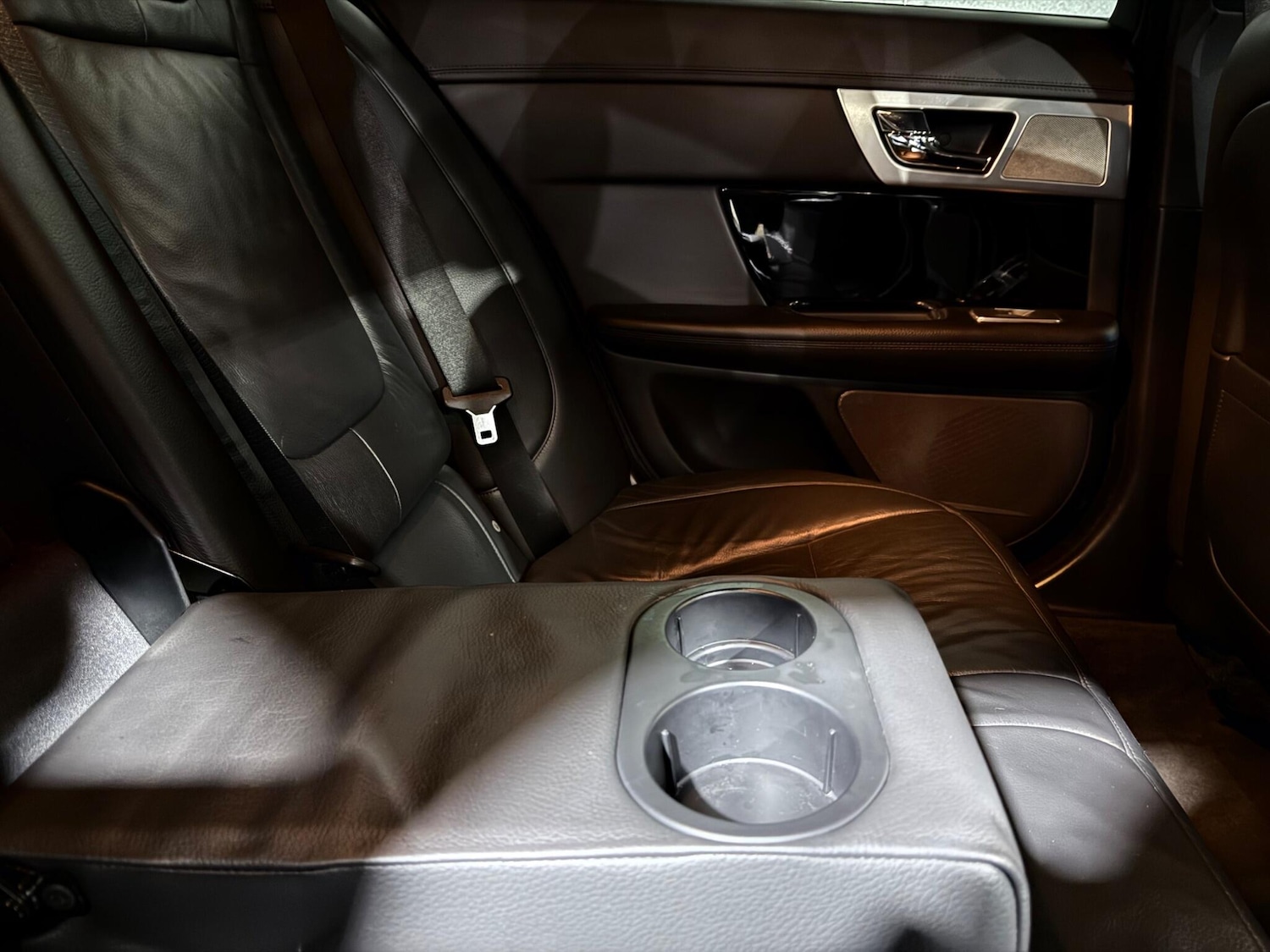 Used Jaguar XF 2015 for sale - 76997063: Photo 19