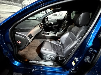 Used Jaguar XF 2015 for sale - 76997063: Photo