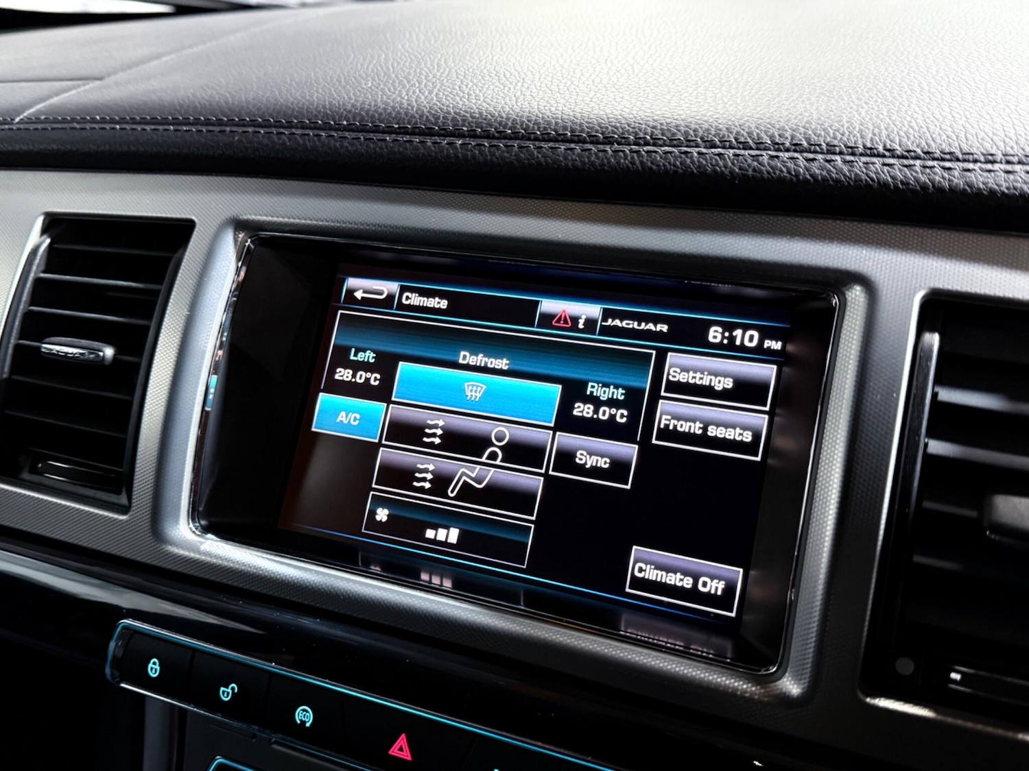 Used Jaguar XF 2015 for sale - 76997063: Photo 33