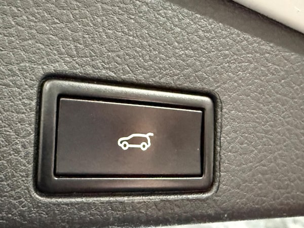 Used Volkswagen Touareg 2015 for sale - 76295939: Photo 19