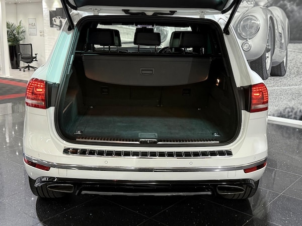 Used Volkswagen Touareg 2015 for sale - 76295939: Photo 20