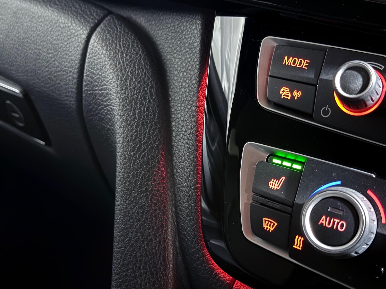 Used BMW 3 Series 2018 for sale - 76899145: Photo 38