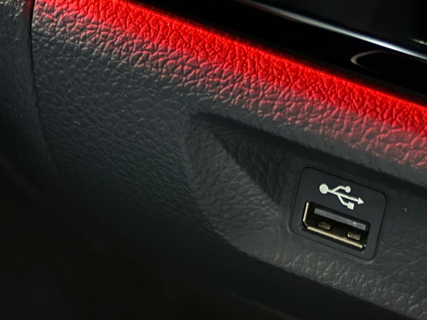 Used BMW 3 Series 2018 for sale - 76899145: Photo 39