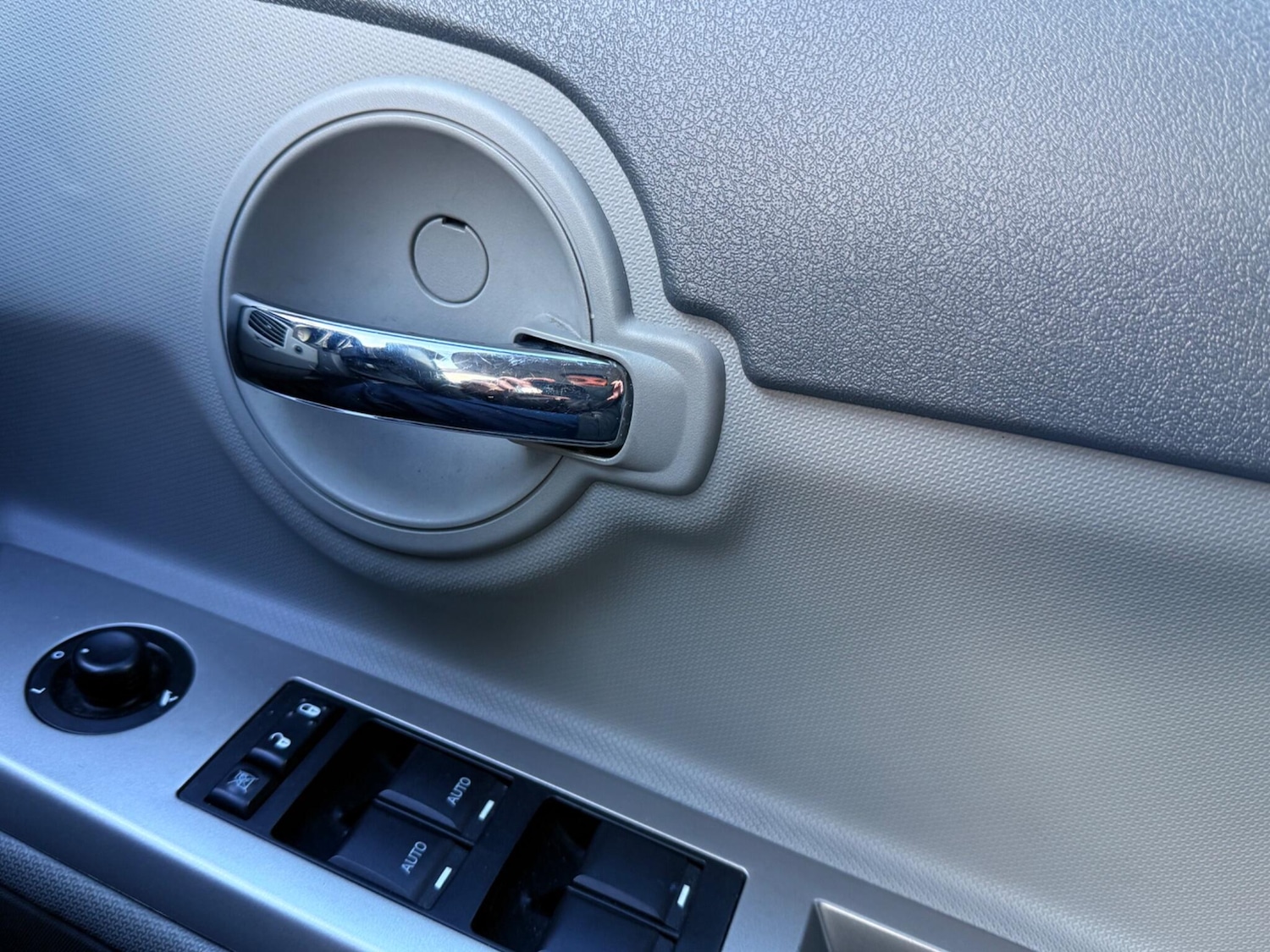 Used Dodge Avenger 2008 for sale - 76521539: Photo 17