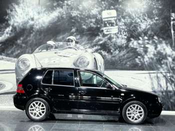 Used Volkswagen Golf 2003 for sale - 75102939: Photo