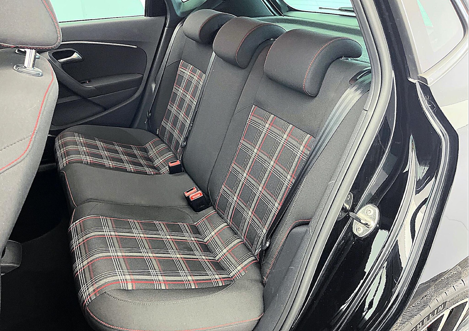 Used Volkswagen Polo 2017 for sale - 76765314: Photo 4