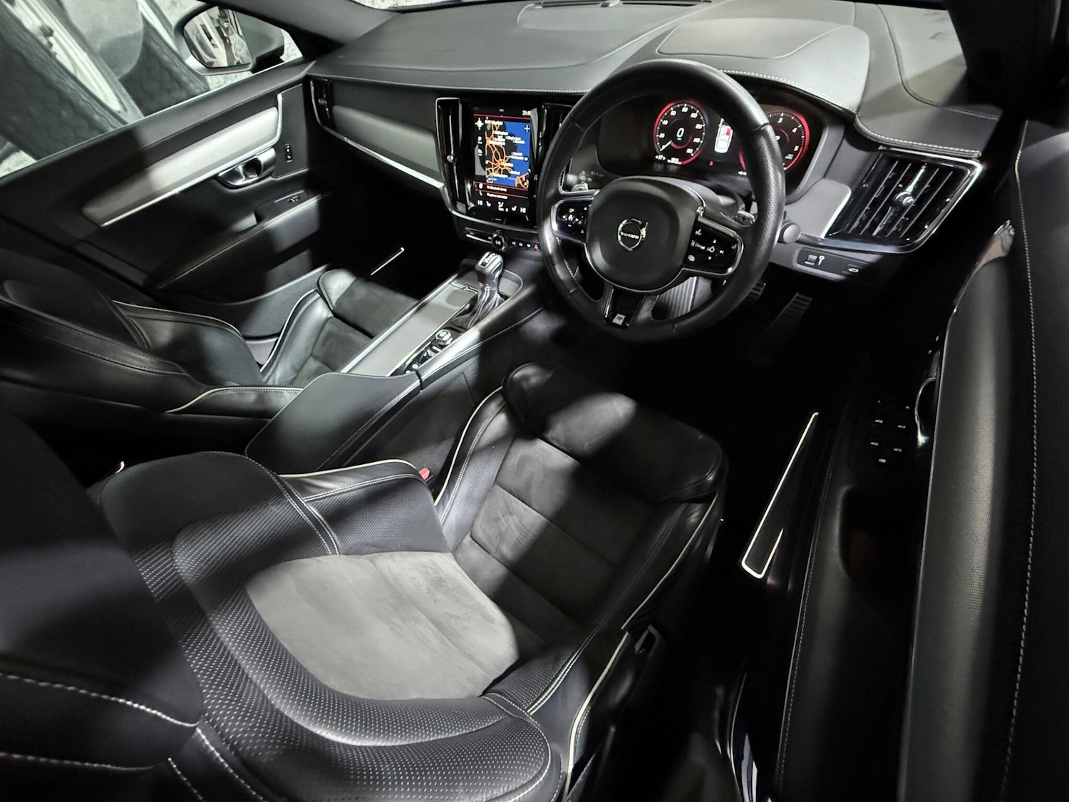 Used Volvo S90 2018 for sale - 77454700: Photo 10