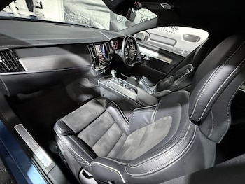 Used Volvo S90 2018 for sale - 77454700: Photo