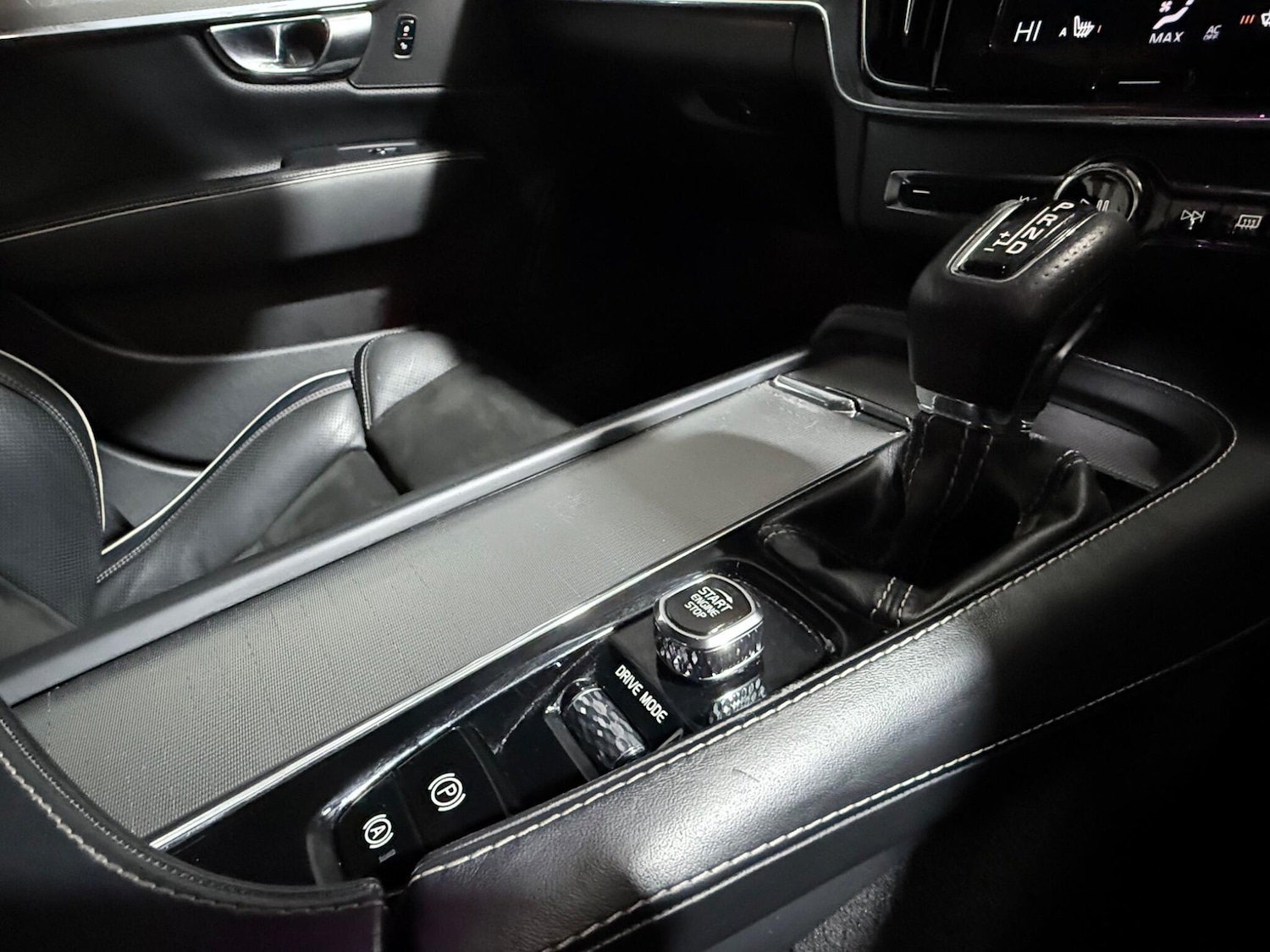 Used Volvo S90 2018 for sale - 77454700: Photo 38