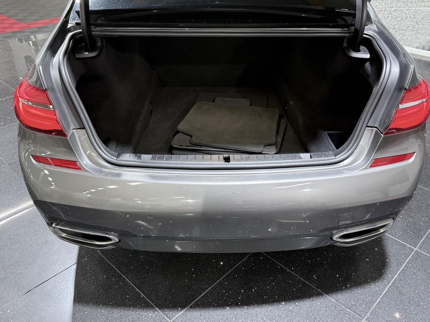 Used BMW 7 Series for sale - 77908543: Photo 12