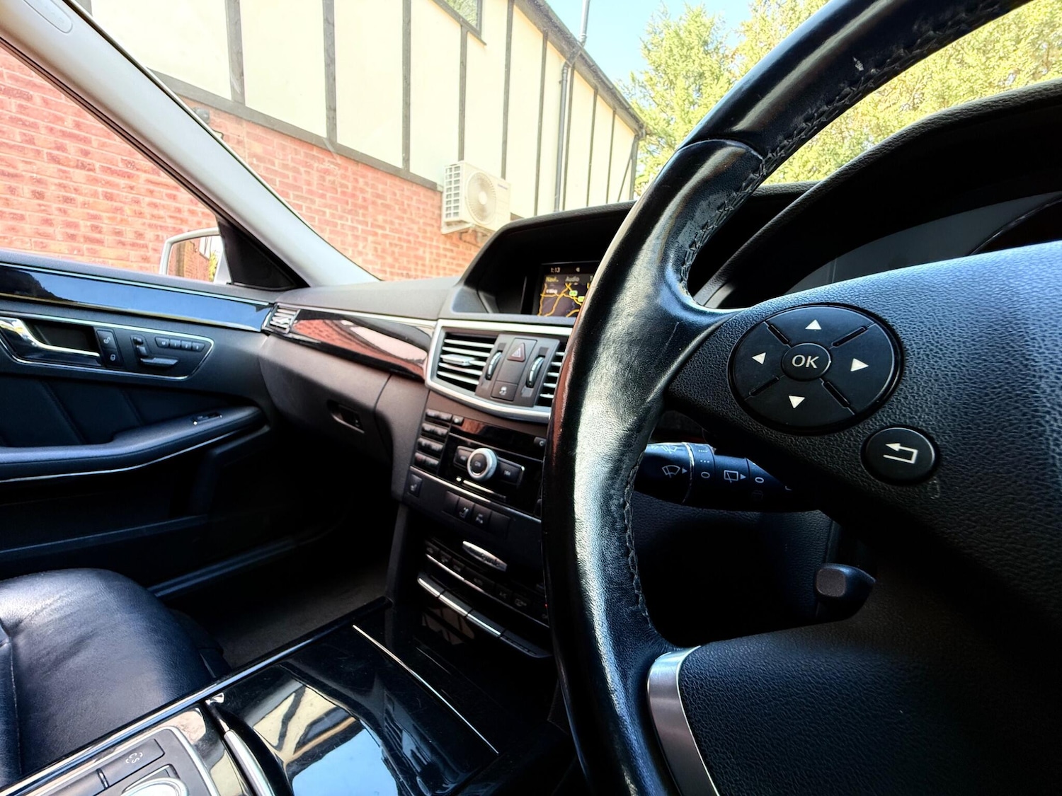 Used Mercedes-Benz E-Class 2010 for sale - 76073029: Photo 13