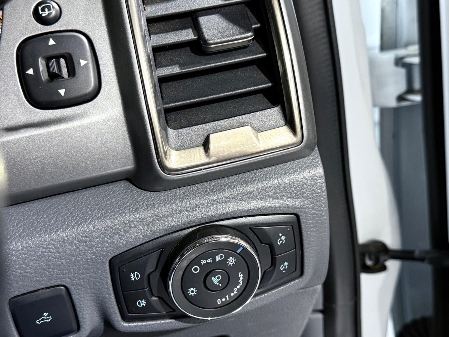 Used Ford Ranger 2016 for sale - 76824585: Photo 38