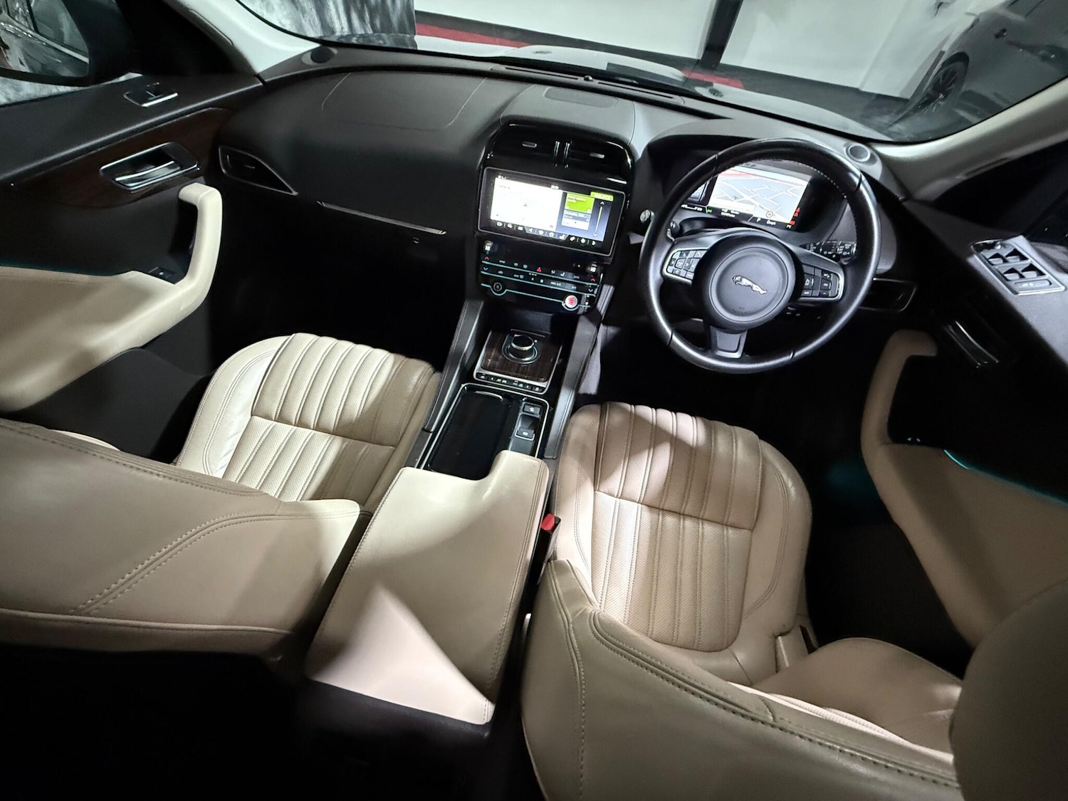 Used Jaguar F-Pace 2017 for sale - 77411344: Photo 13