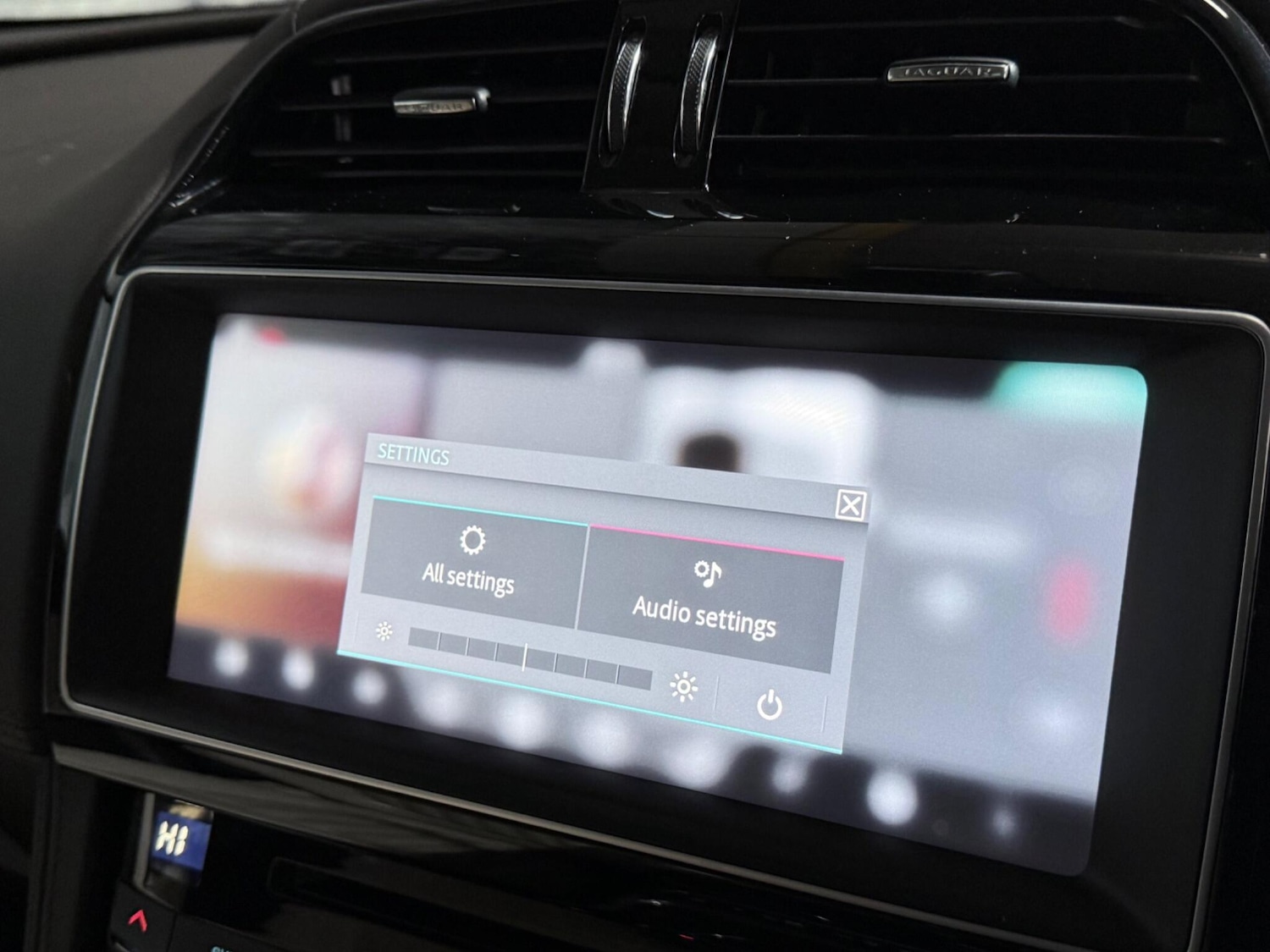 Used Jaguar F-Pace 2017 for sale - 77411344: Photo 41