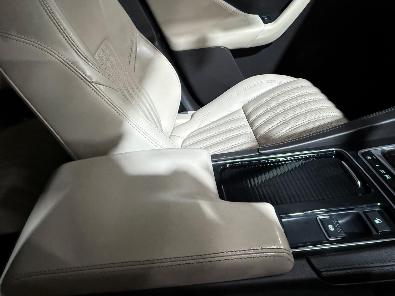 Used Jaguar F-Pace 2017 for sale - 77411344: Photo 59