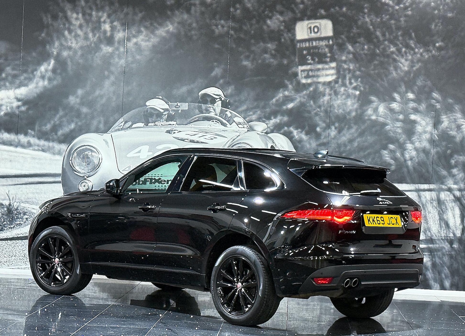 Used Jaguar F-Pace 2020 for sale - 77163034: Photo 3
