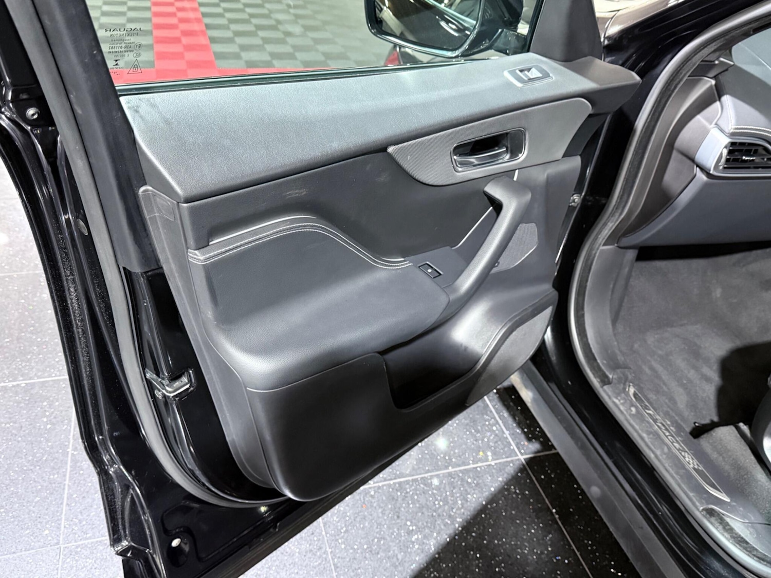 Used Jaguar F-Pace 2020 for sale - 77163034: Photo 58