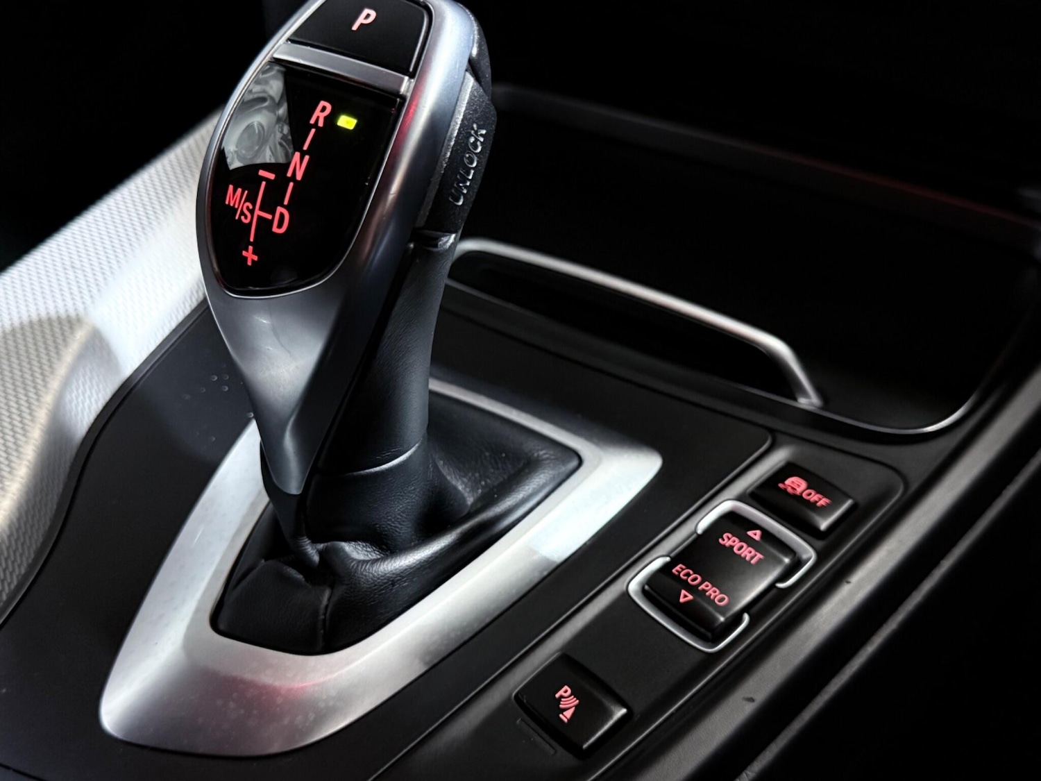 Used BMW 3 Series 2016 for sale - 77175750: Photo 39